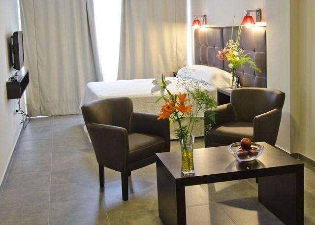 ניוקואן Hotel Neu 354 מראה חיצוני תמונה